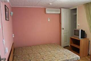 Гостевой дом Simeiz Travel Симеиз Двухместный номер с 1 кроватью или 2 отдельными кроватями-4